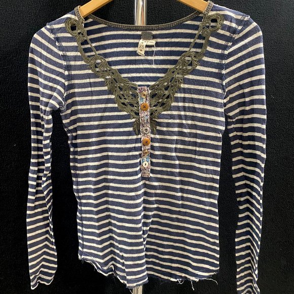 Free People Long Sleeve Top - Picture 1 of 6